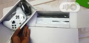Microsoft Xbox One S 1tb