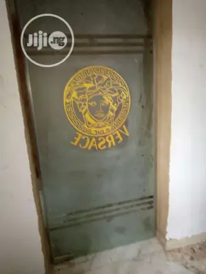 Shower Cubicle Installation and Maintenance