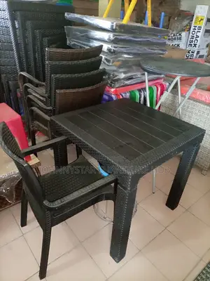 Outdoor Basket Bar Chairs and Tables