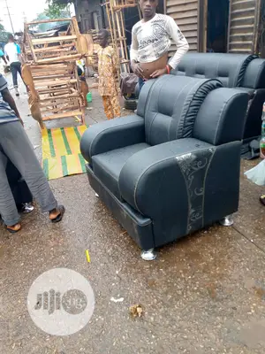 7 Seater Black Leather Sofa Settee