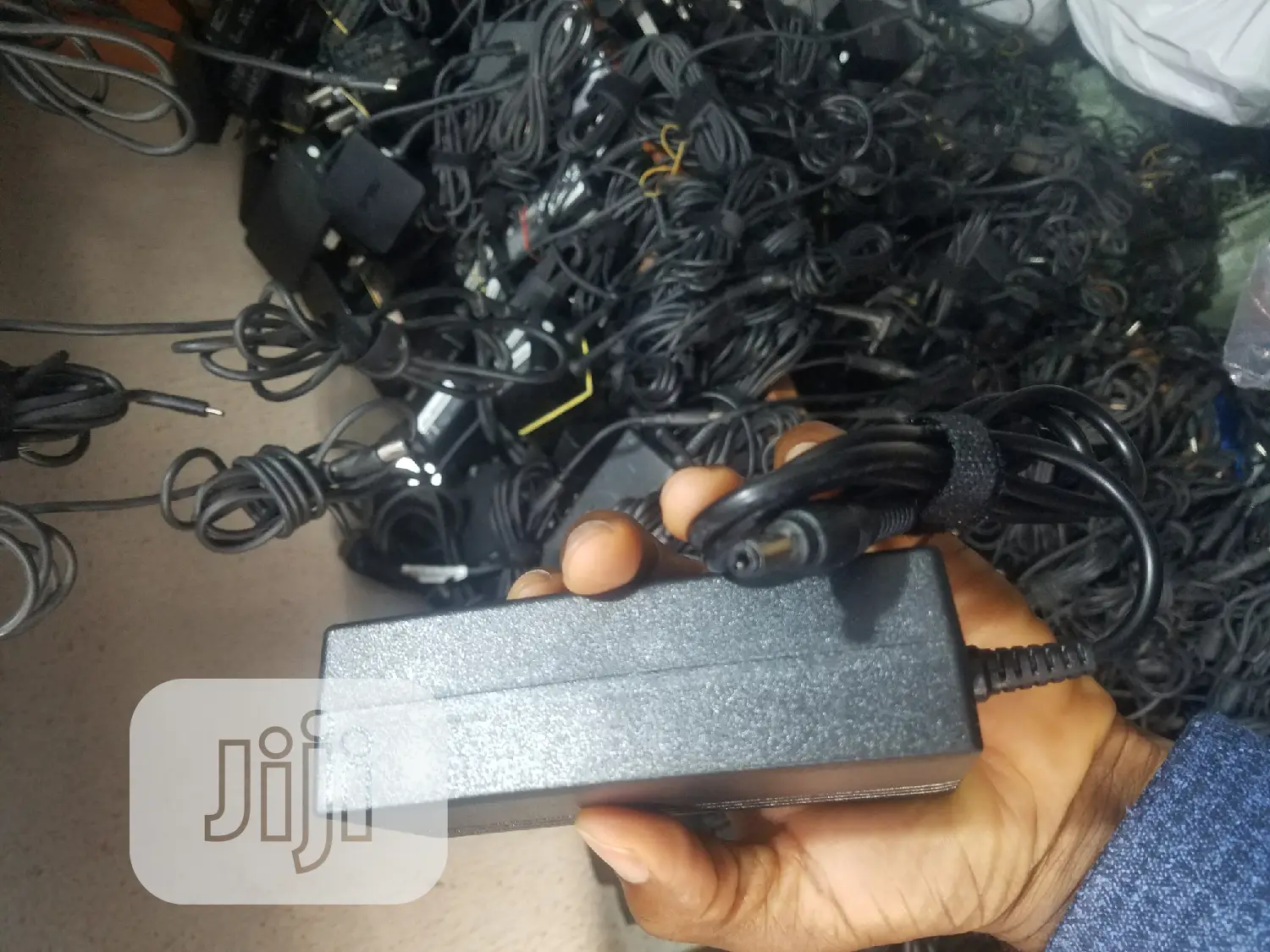 Follow Come Sony Charger 60W