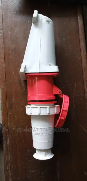 Industrial Sockets And Plugs