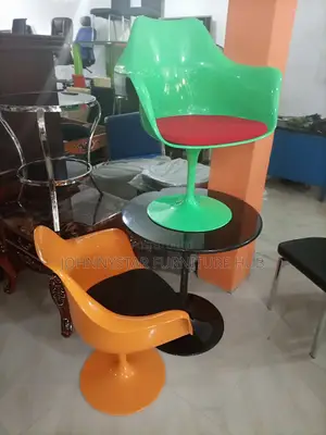 Restaurant and Bar Chairs With Tables