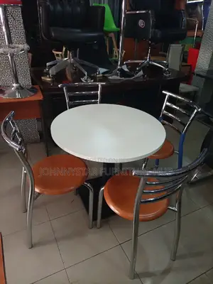 Exotic Restaurant 4 Chairs With Round Tables