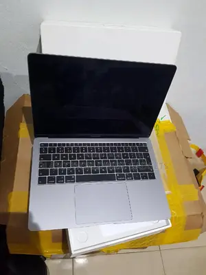 New Laptop Apple MacBook Air 2017 8GB Intel Core I5 HDD 256GB