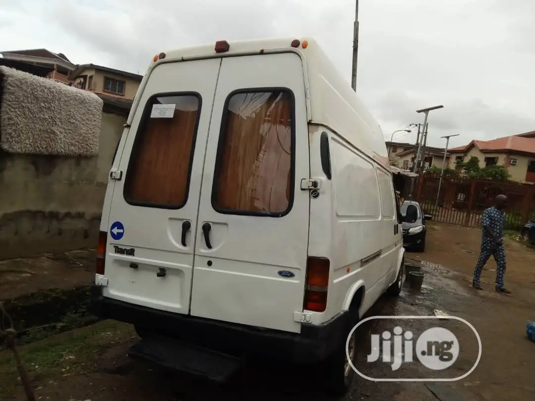 Ford Transit 2005