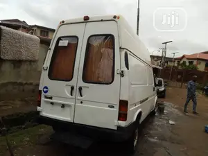 Ford Transit 2005