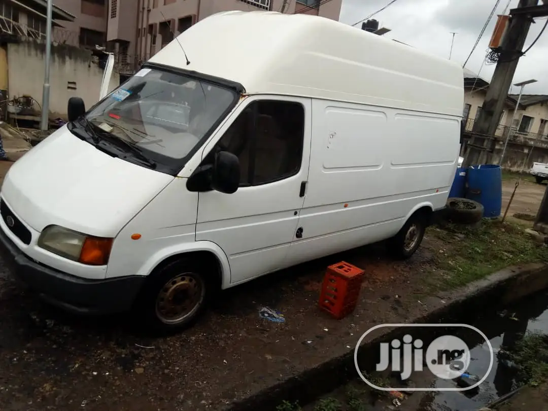 Ford Transit 2005