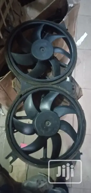 Complete Radiator Fan System Nissan Pathfinder 2015