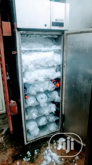 Industrial Ice Block Making Machine and Coldroom Body Aslo
