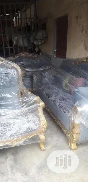 Royal Chair