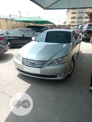 Lexus ES 350 2010 Silver