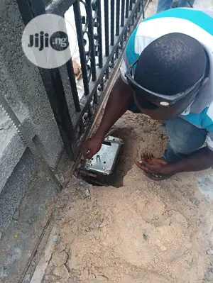 Auto Gate Installation