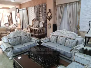 Royal Sofa Chair by 7 Seaters