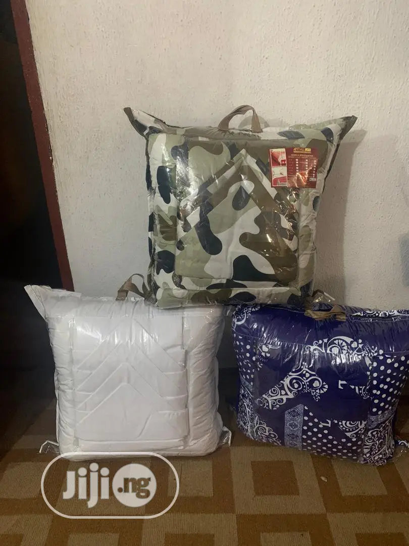 6ft by 6ft Bedsheet and Duvet