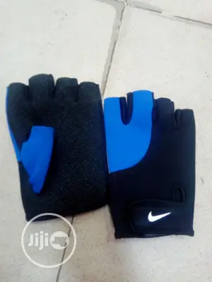 Nike Gym Gloves