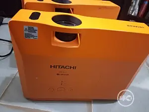 Fairly Used Hitachi Projector In Lagos