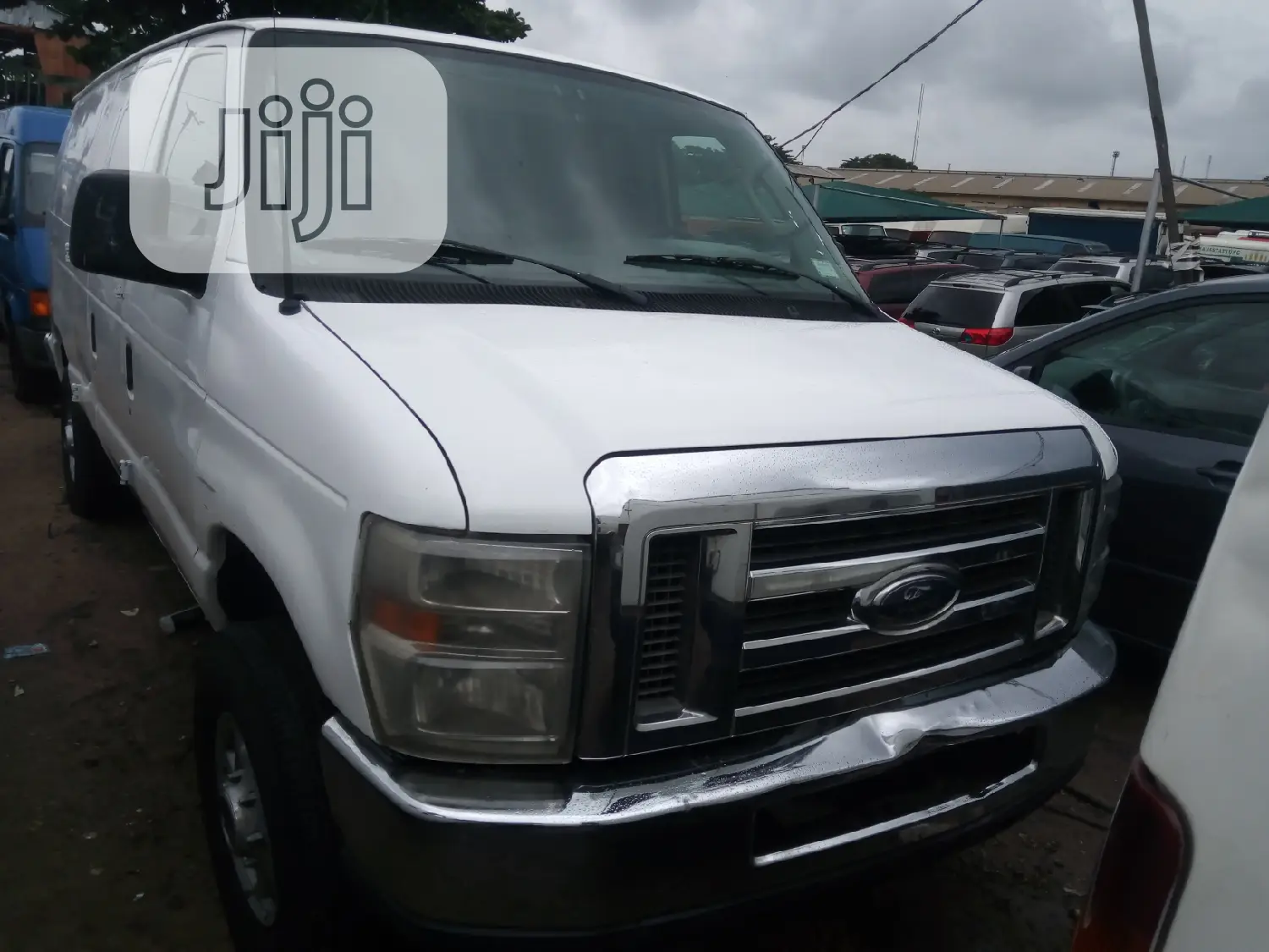 Ford E350 2006