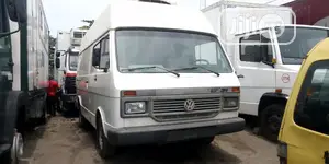 Volkswagen LT 2004 Yellow