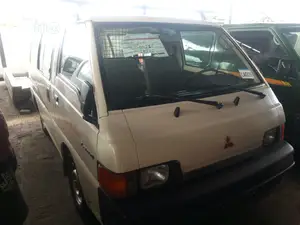 Mitsubishi L300 2003 Grey