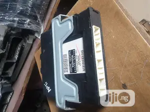 Toyota Hilux 2010 Ecu Brain Box Manual Transmission 89661-0k170