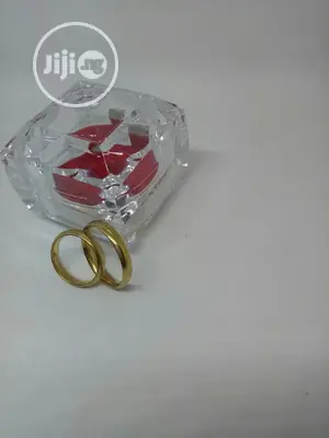 Couple's 2 Set of Gold Wedding Band