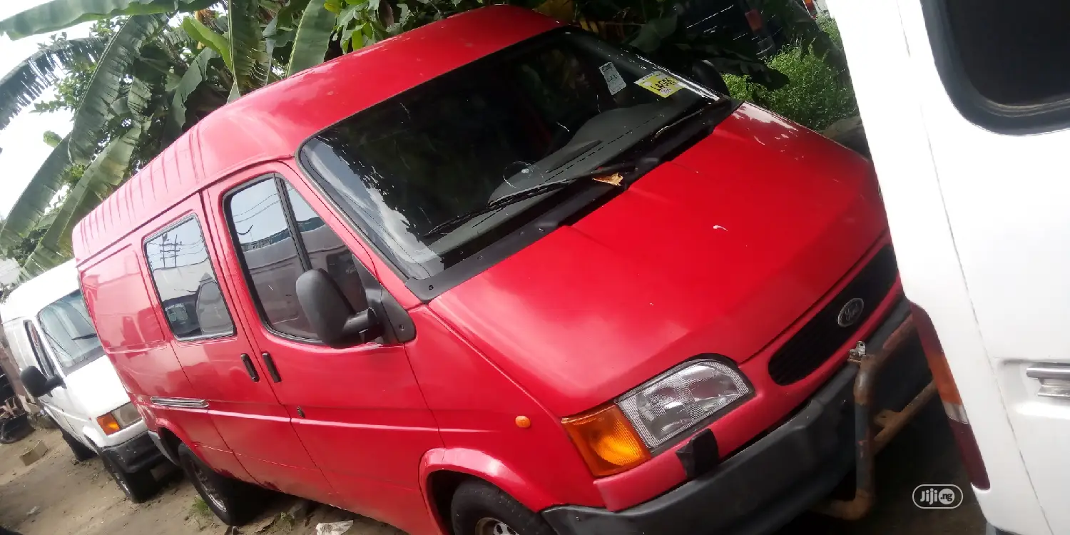 Ford Transit 2000