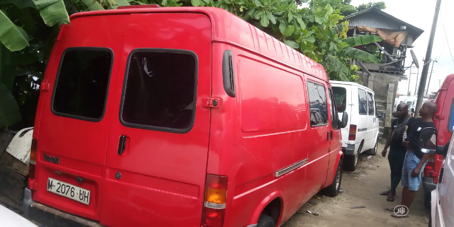 Ford Transit 2000
