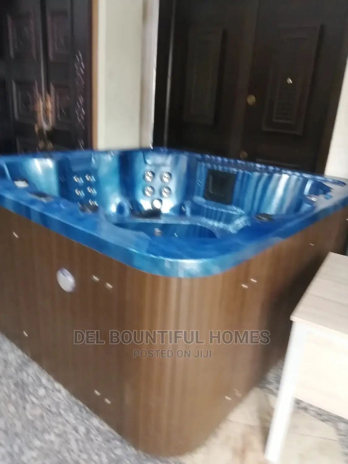 Jacuzzi Bath