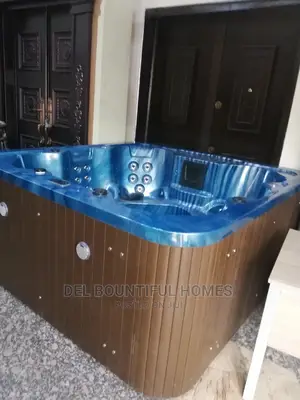 Jacuzzi Bath
