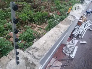 Electric Fence With Alarm