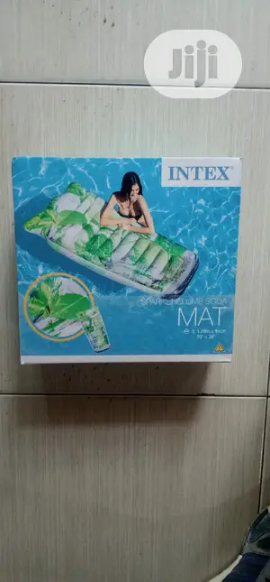 Sparkling Lime Soda Swimming Mat
