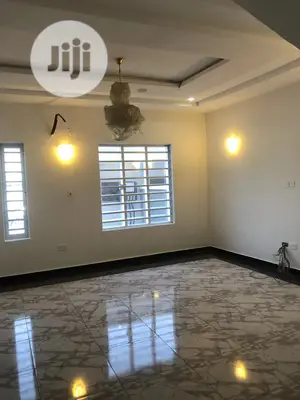 Furnished 3bdrm Block of Flats in Surulere for rent