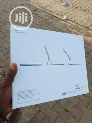 Apple iPad 12.9 Magic Keyboard
