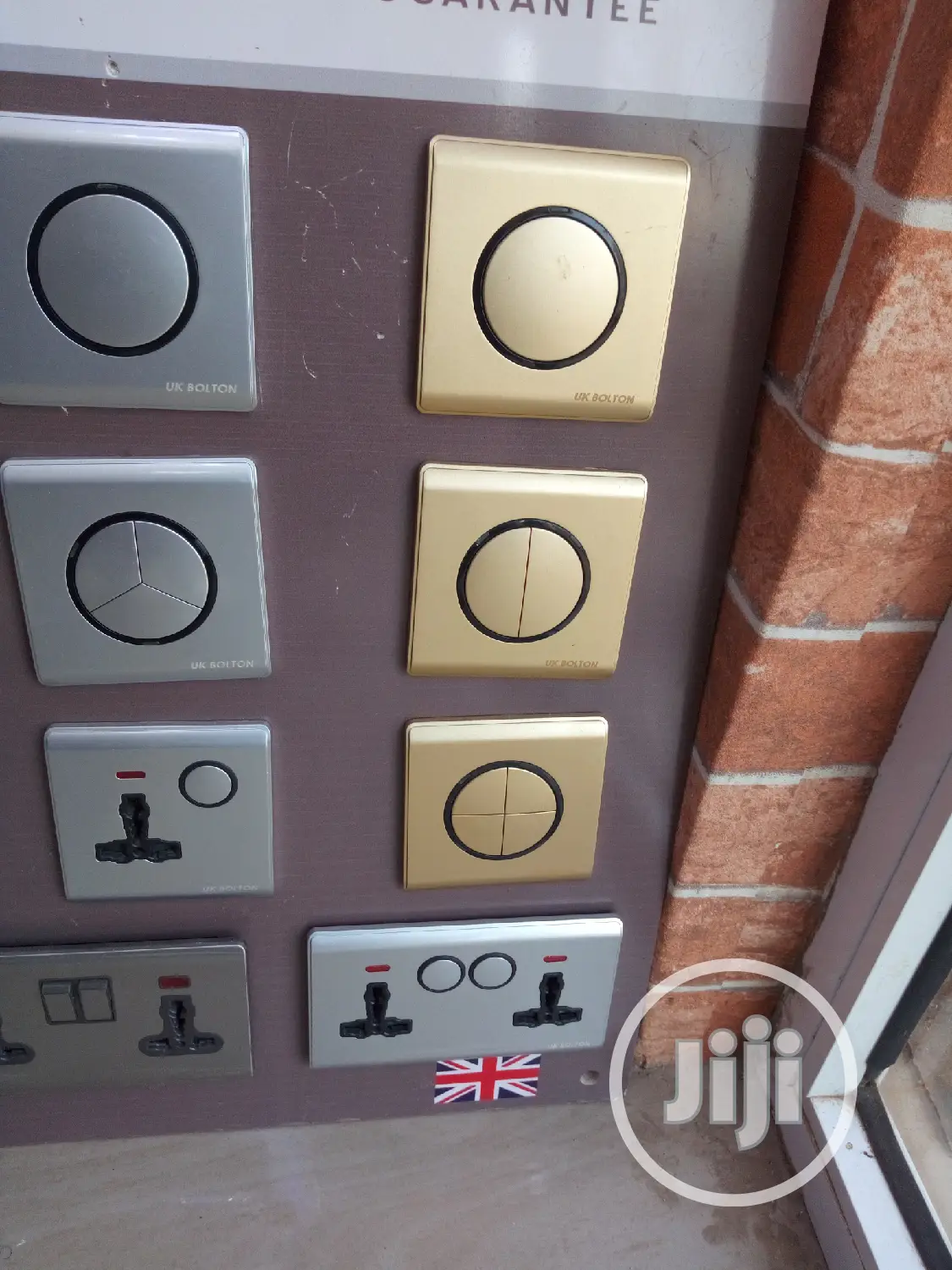 Quality U.K Bolton Soft Touch 13amp Socket
