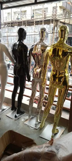 Chrome Male Faceless Mannequins