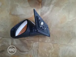 Hyundai Elantra 2012 Side Mirror Without Light