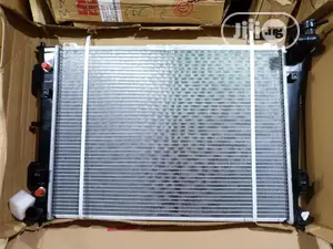 Hyundia Sonata Radiator 2012