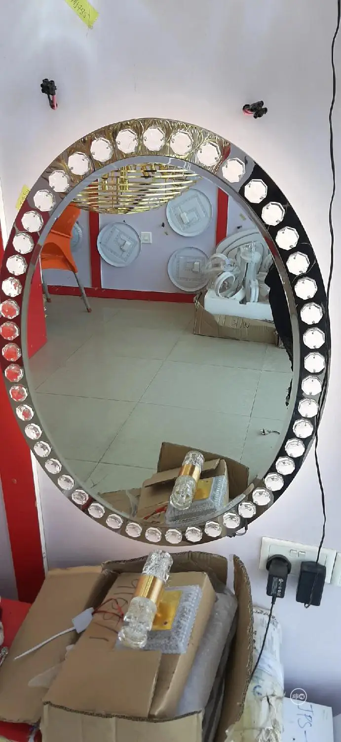 Mirror Light