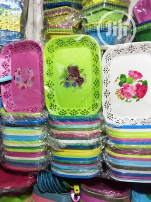 Souvenirs Tray 12pcs