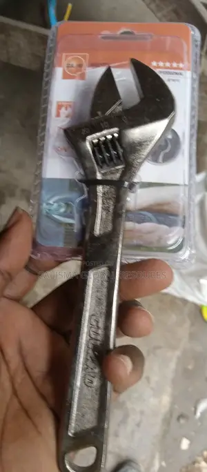 Pipe Wrench