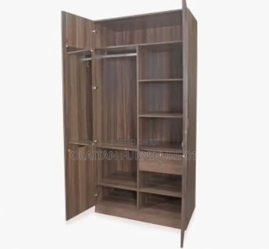 Bedroom Waldrobe