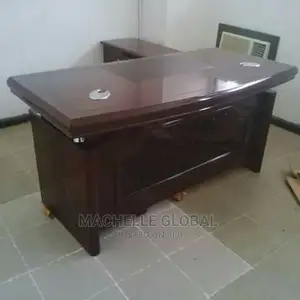 Executive Office Table (1.6meter, 2meter)