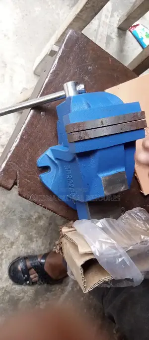 Table Vice Machine