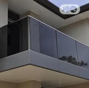 Frameless Glass Design