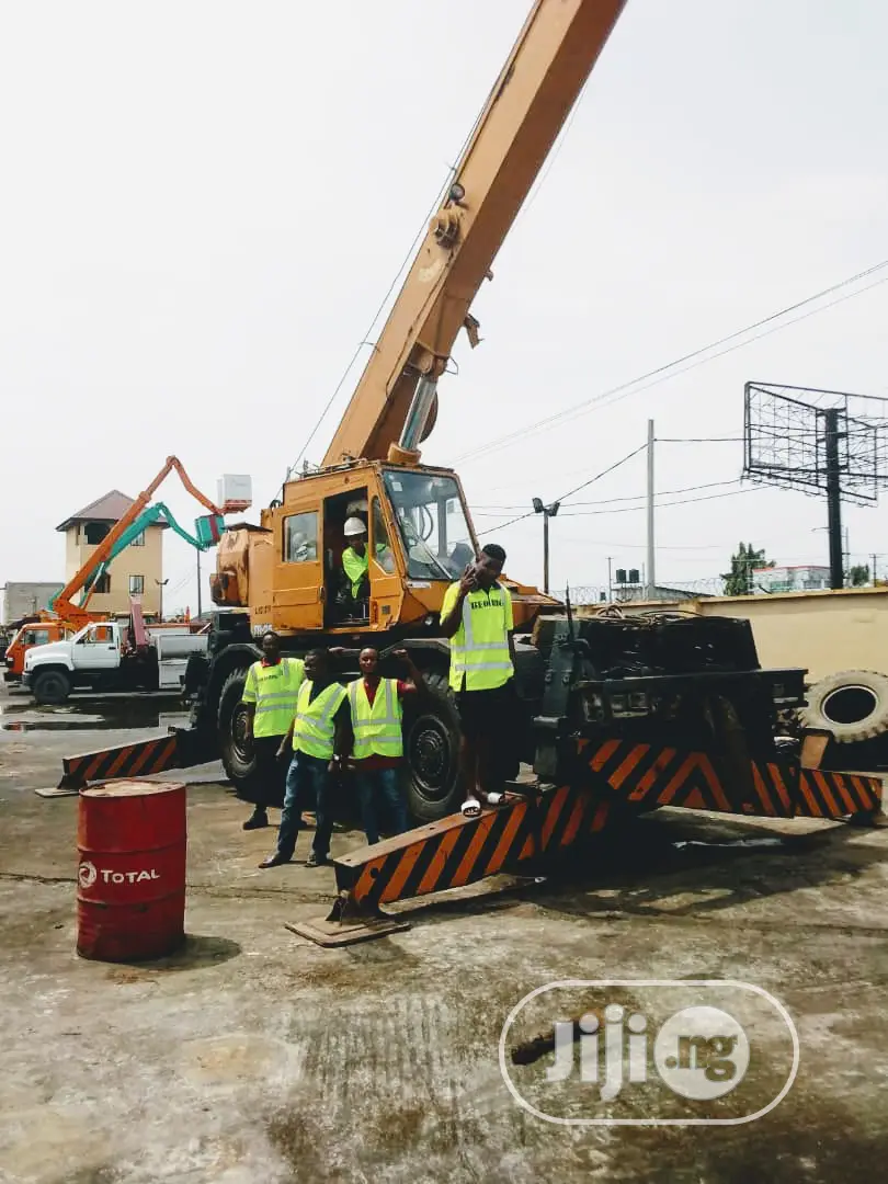 Mobile Crane Operator's Training