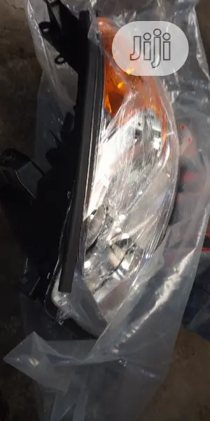 Head Lamp RAV4 2010 Model Set