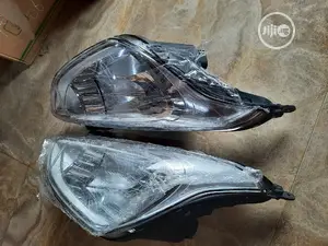 Headlamp Hyundai Grand I10 2014.