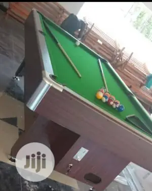 8 Fit Coin Opreted Snooker