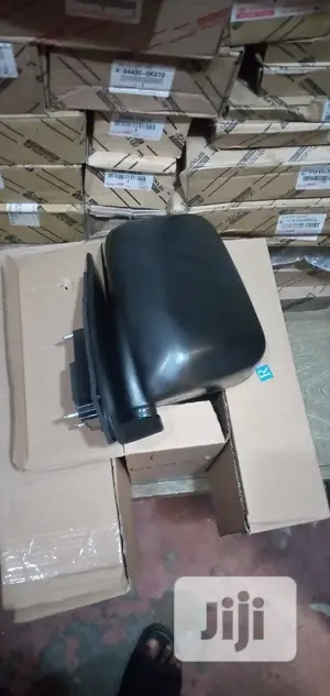Side Mirror Nv 350 2015/2018